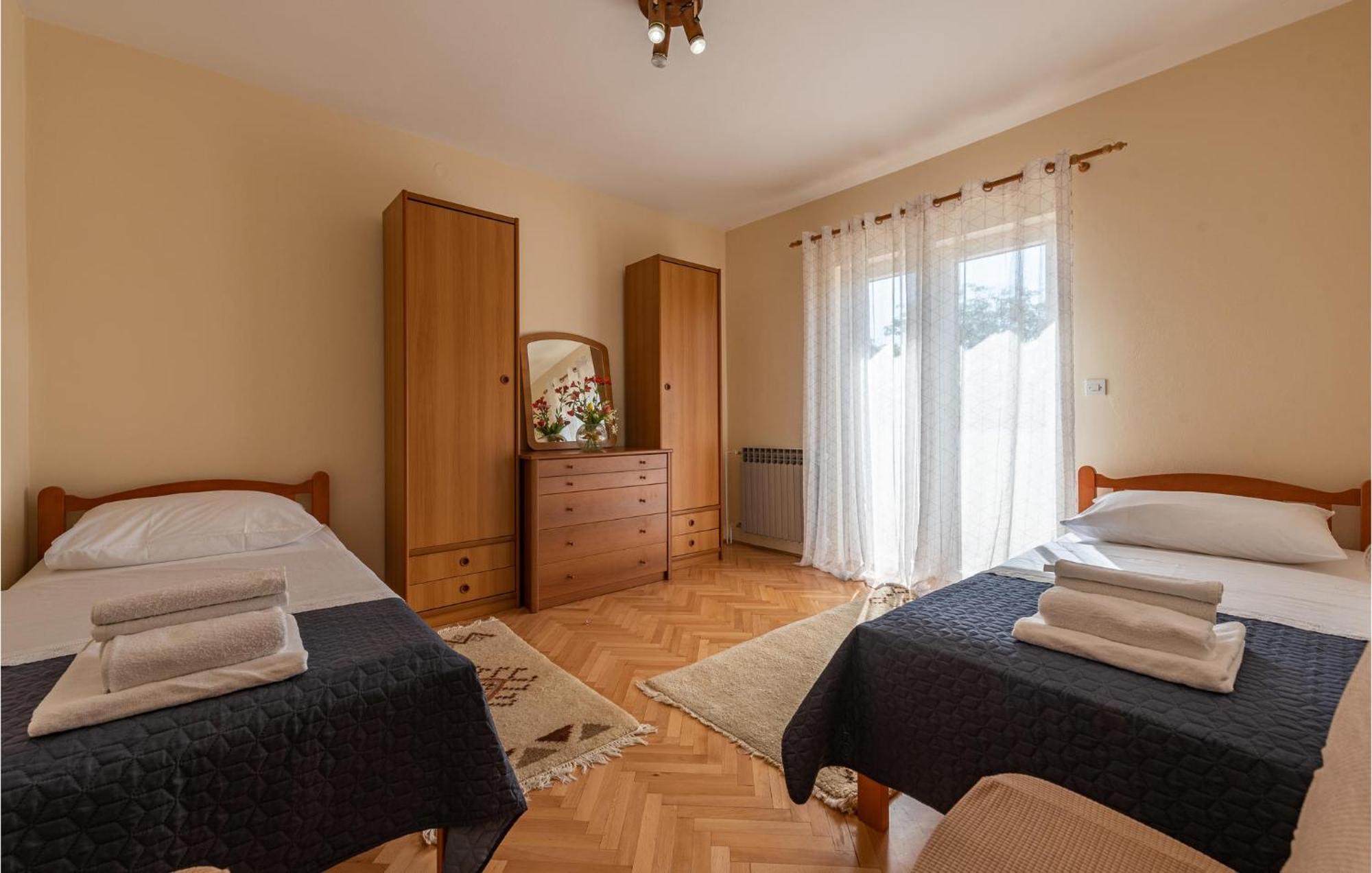 Cozy Apartment In Zadar With Wifi מראה חיצוני תמונה