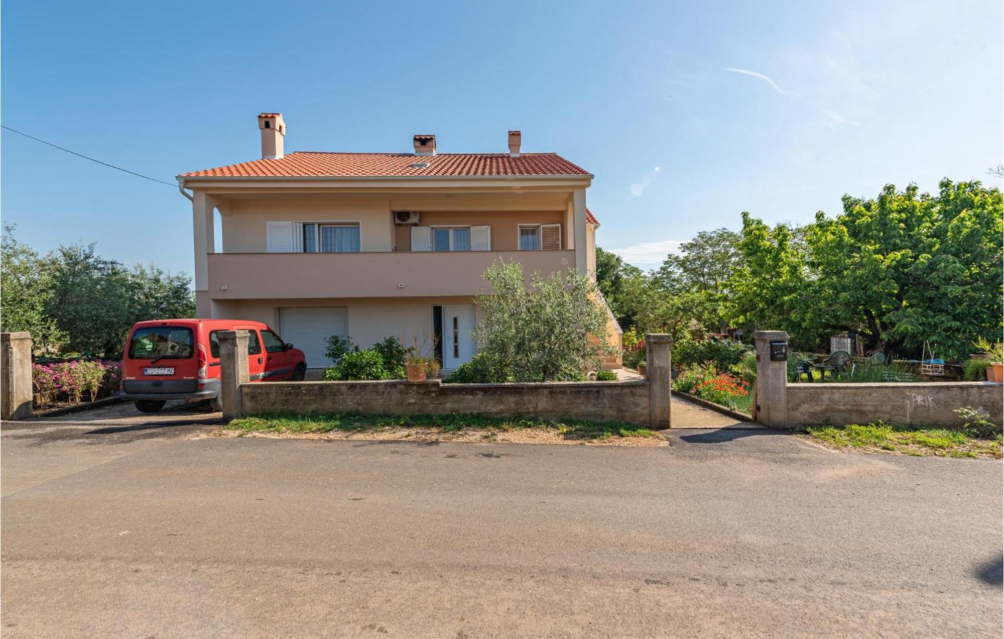 Cozy Apartment In Zadar With Wifi מראה חיצוני תמונה